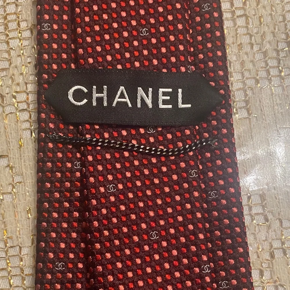 CHANEL Burgundy Microdot Silk Tie